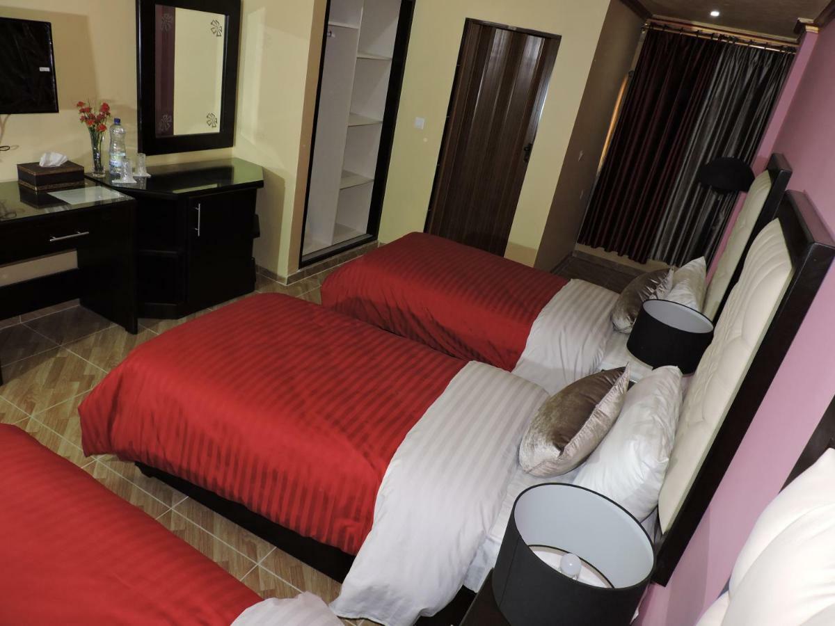 Valentine Inn Luxury Wadi Musa Exterior foto