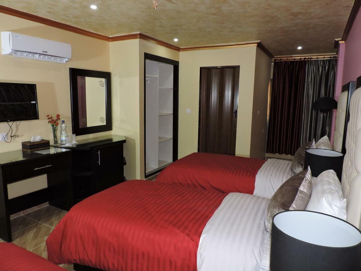 Valentine Inn Luxury Wadi Musa Exterior foto