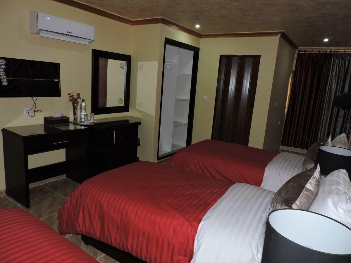 Valentine Inn Luxury Wadi Musa Exterior foto