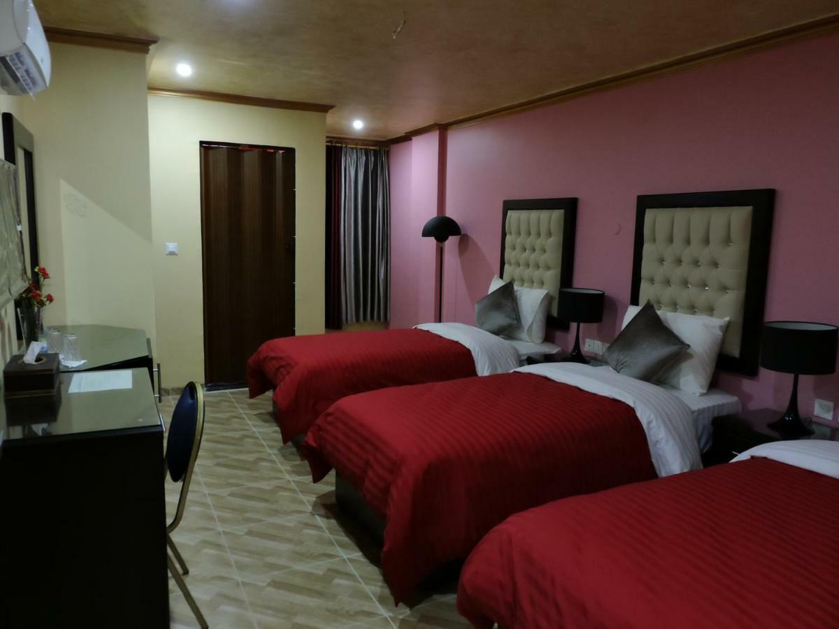 Valentine Inn Luxury Wadi Musa Exterior foto